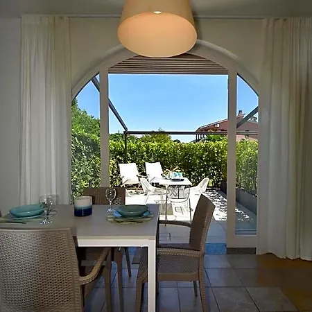 Hotel Eden - Clima, Spazio Esterno Privato E Parcheggio Coperto Marina di Campo